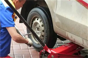 吉林附近拖车24小时服务热线电话